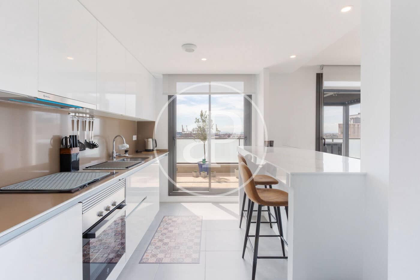 3 bedroom Penthouse for sale in Valencia city with pool - € 795,000 (Ref: 9029955)
