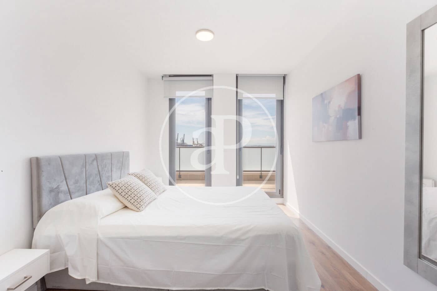 3 bedroom Penthouse for sale in Valencia city with pool - € 795,000 (Ref: 9029955)