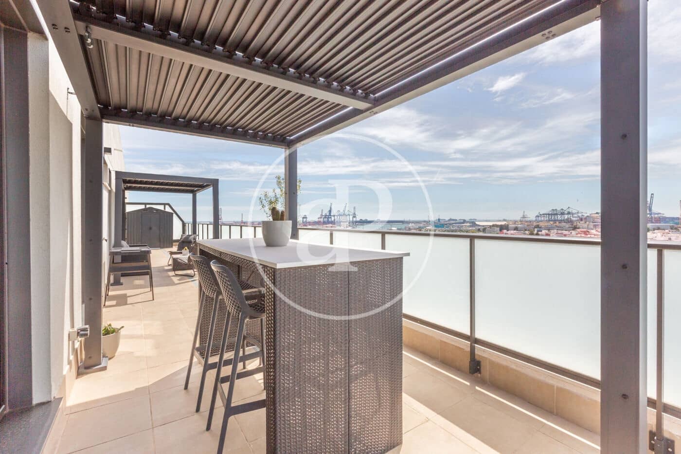 3 bedroom Penthouse for sale in Valencia city with pool - € 795,000 (Ref: 9029955)