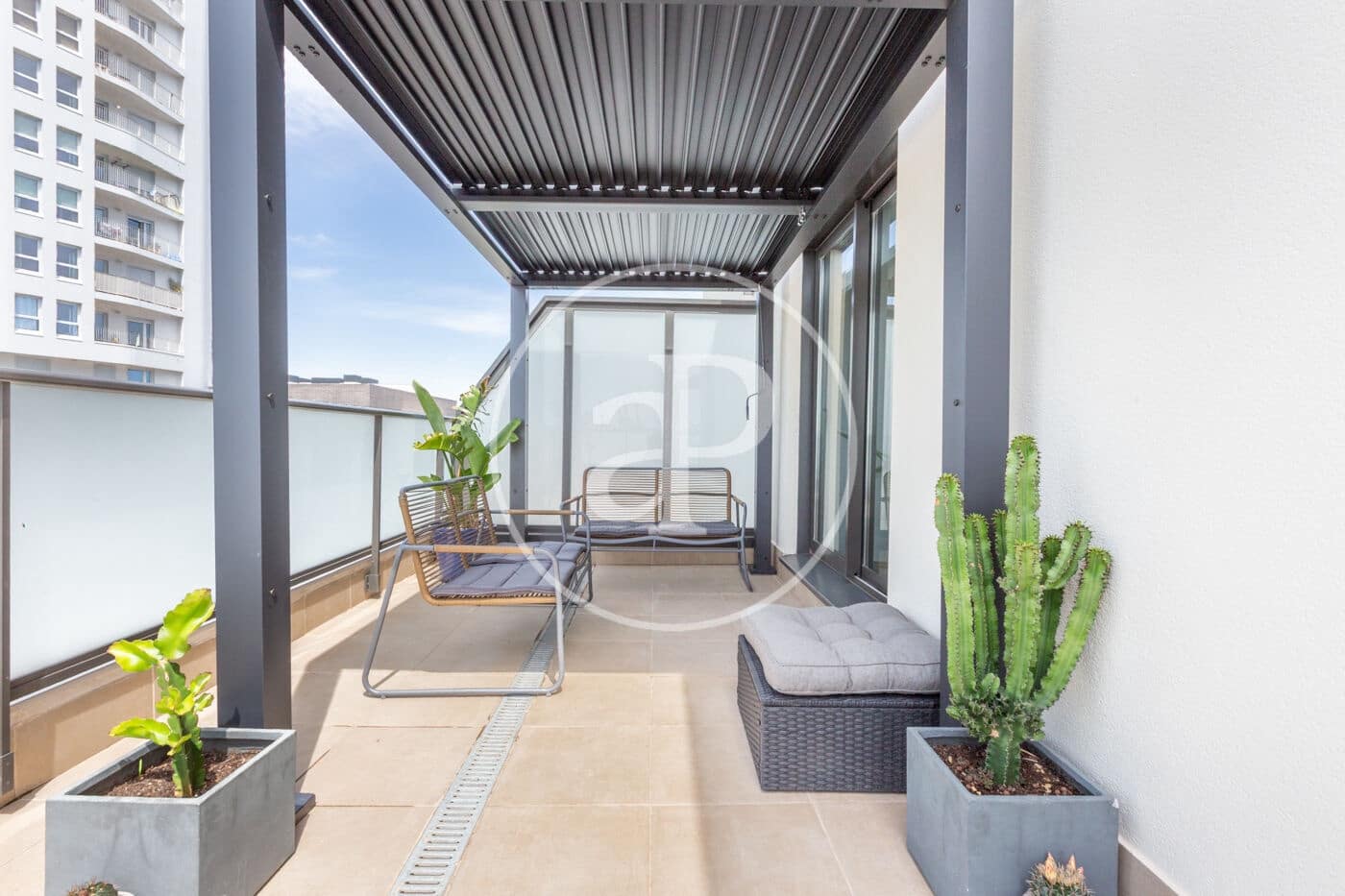 3 bedroom Penthouse for sale in Valencia city with pool - € 795,000 (Ref: 9029955)