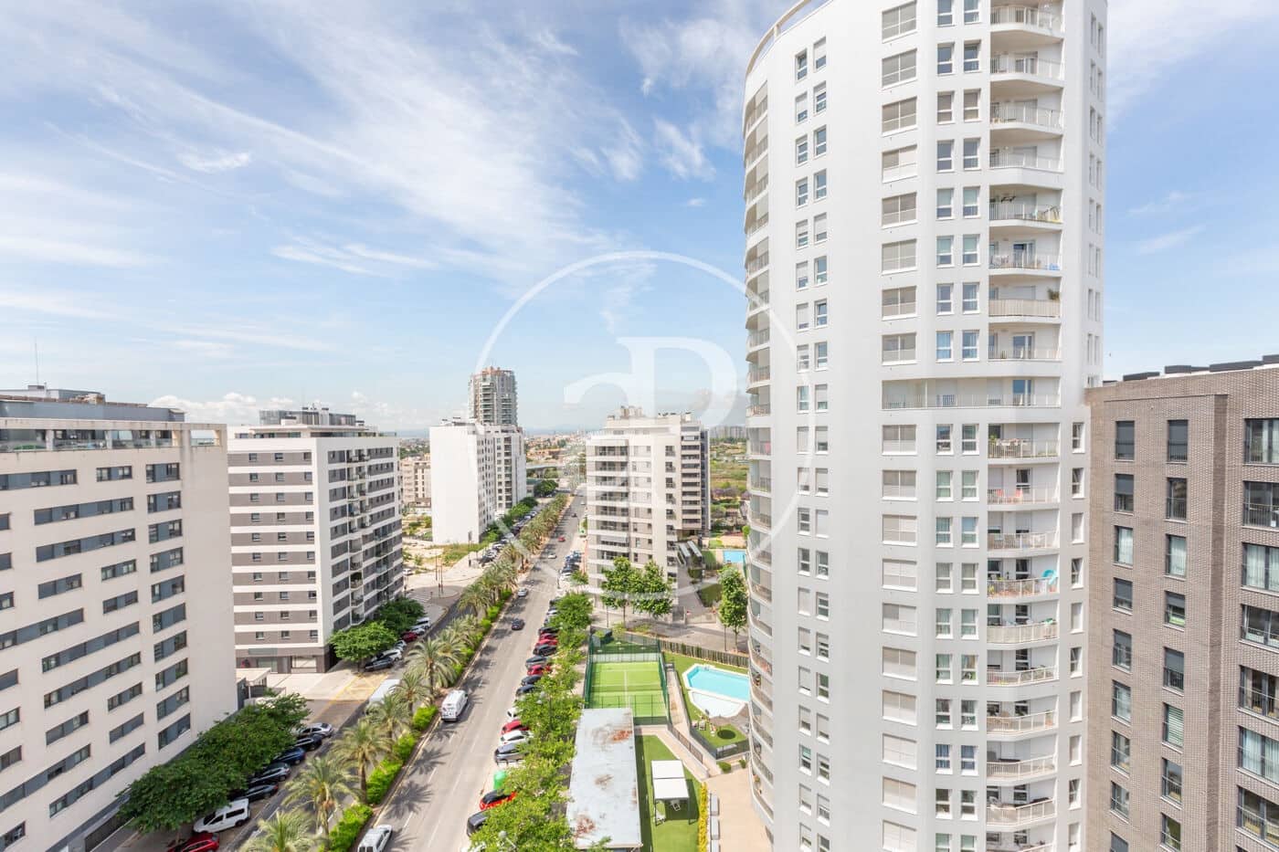 3 bedroom Penthouse for sale in Valencia city with pool - € 795,000 (Ref: 9029955)
