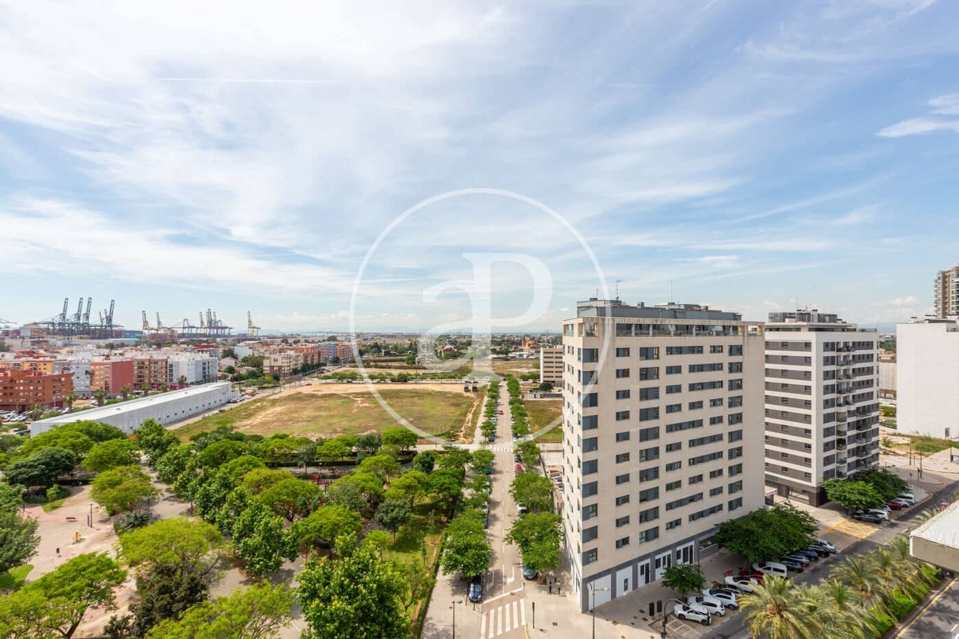 3 bedroom Penthouse for sale in Valencia city with pool - € 795,000 (Ref: 9029955)