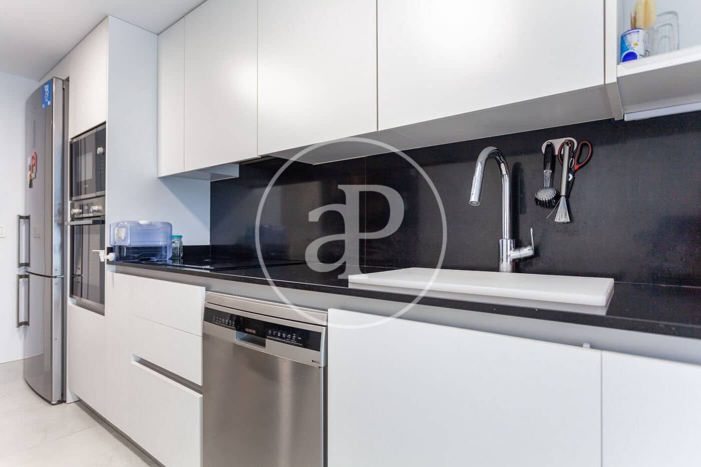 3 sypialnia Apartament na sprzedaż w Miasto Walencja z basenem - 750 000 € (Ref: 9029960)