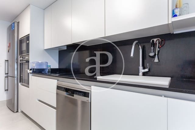 3 chambre Appartement à vendre à Ciutat de les Arts i de les Ciencies, Valence ville avec piscine - 750 000 € (Ref: 9029960)