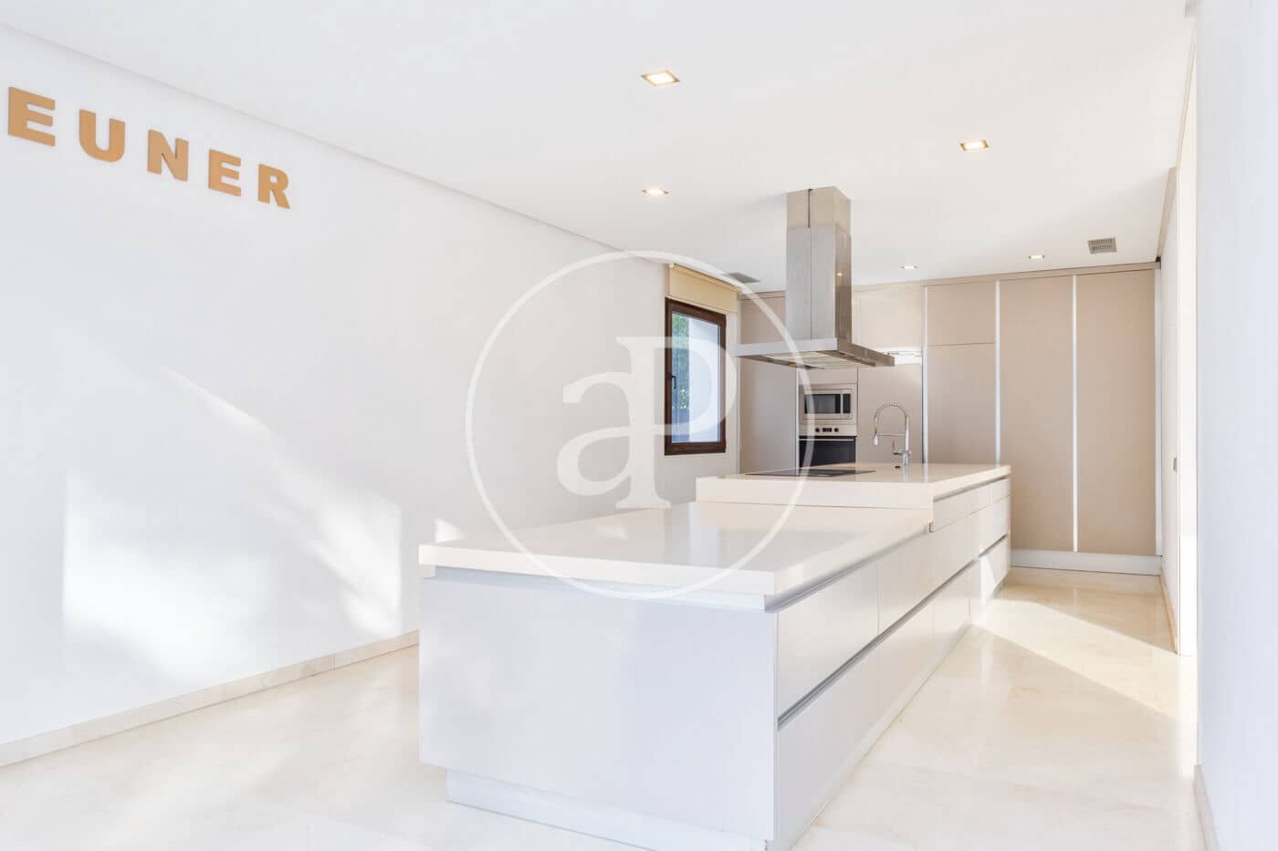 5 soveværelse Villa til salg i Campolivar med swimmingpool - € 1.300.000 (Ref: 9034576)