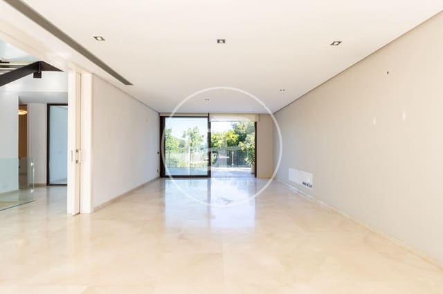 5 soverom Villa til salgs i Campolivar, Godella med svømmebasseng - € 1 300 000 (Ref: 9034576)