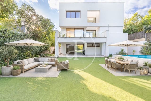 5 chambre Villa/Maison à vendre à Campolivar, Godella avec piscine - 1 300 000 € (Ref: 9034576)