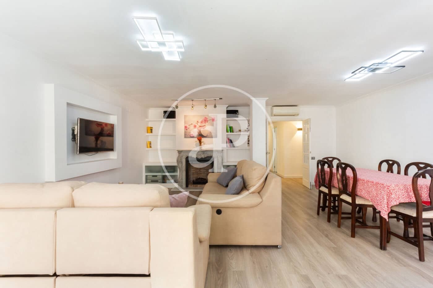 3 soverom Leilighet til leie i Valencia by - € 1 850 (Ref: 9042565)