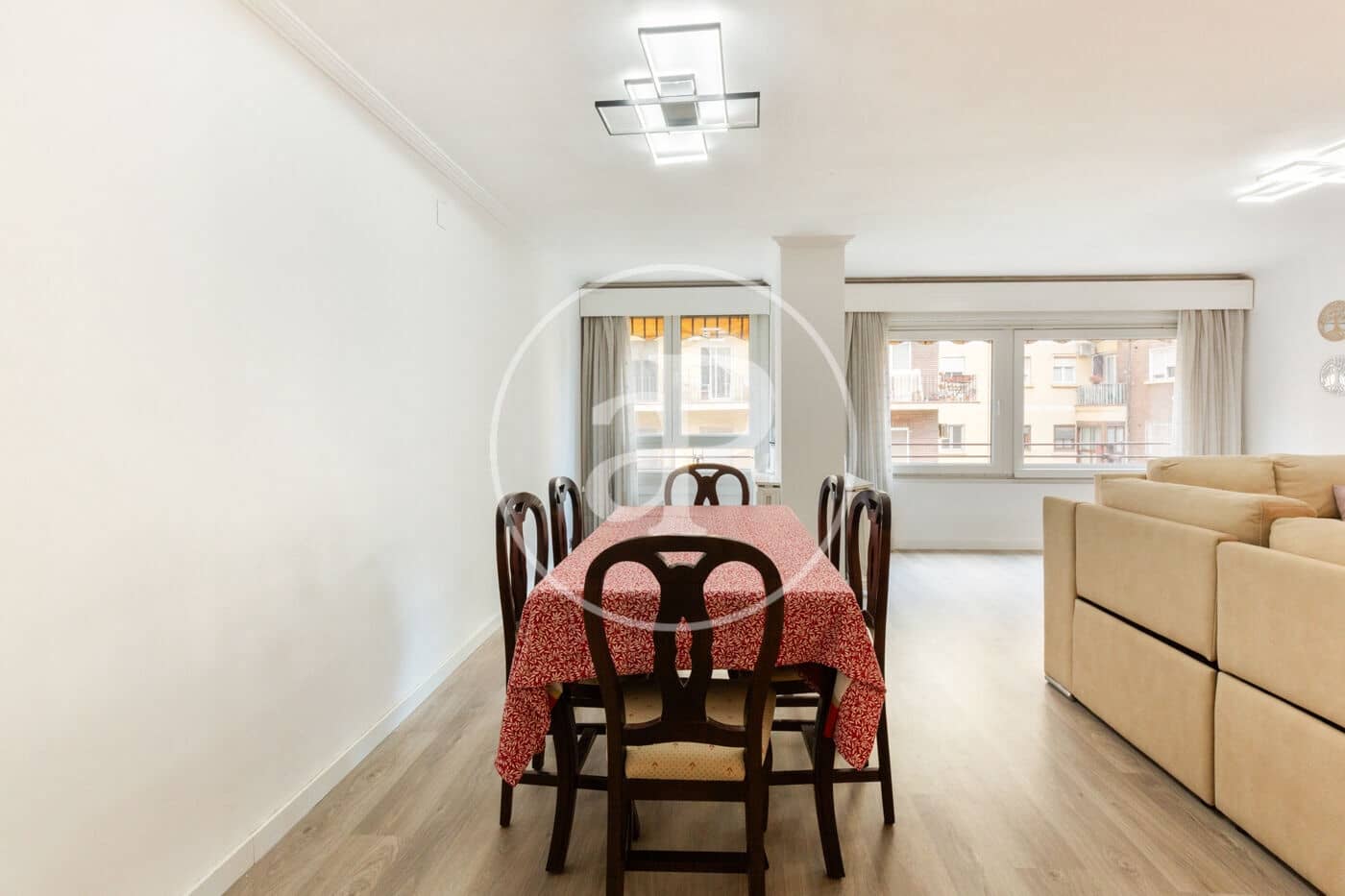 3 soverom Leilighet til leie i Valencia by - € 1 850 (Ref: 9042565)