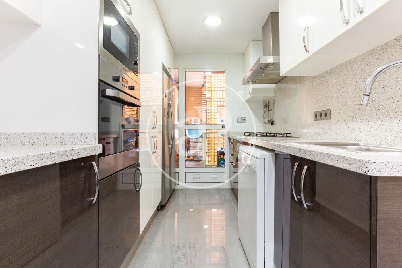3 soverom Leilighet til leie i Valencia by - € 1 850 (Ref: 9042565)