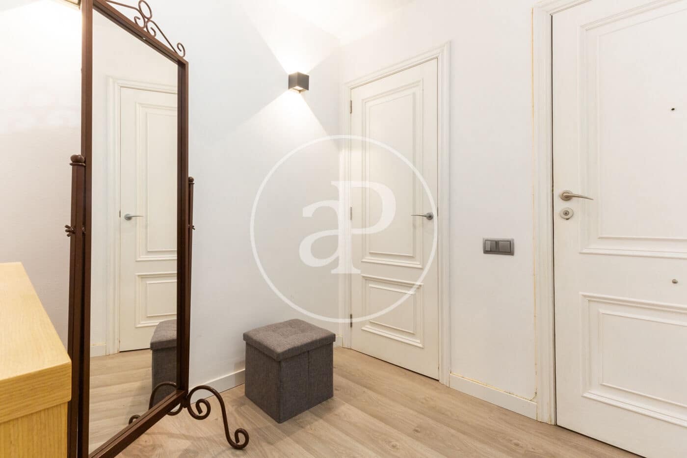 3 soverom Leilighet til leie i Valencia by - € 1 850 (Ref: 9042565)
