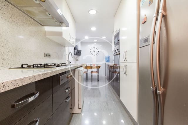 3 soverom Leilighet til leie i La Petxina, Valencia by - € 1 850 (Ref: 9042565)