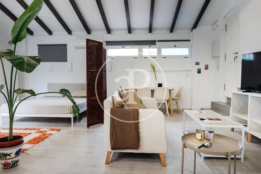 1 sypialnia Penthouse do wynajęcia w Miasto Walencja - 1 500 € (Ref: 9049133)