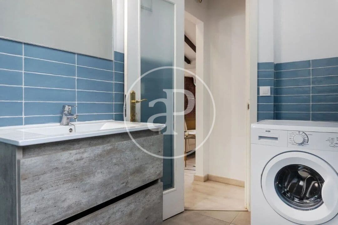 1 sypialnia Penthouse do wynajęcia w Miasto Walencja - 1 500 € (Ref: 9049133)