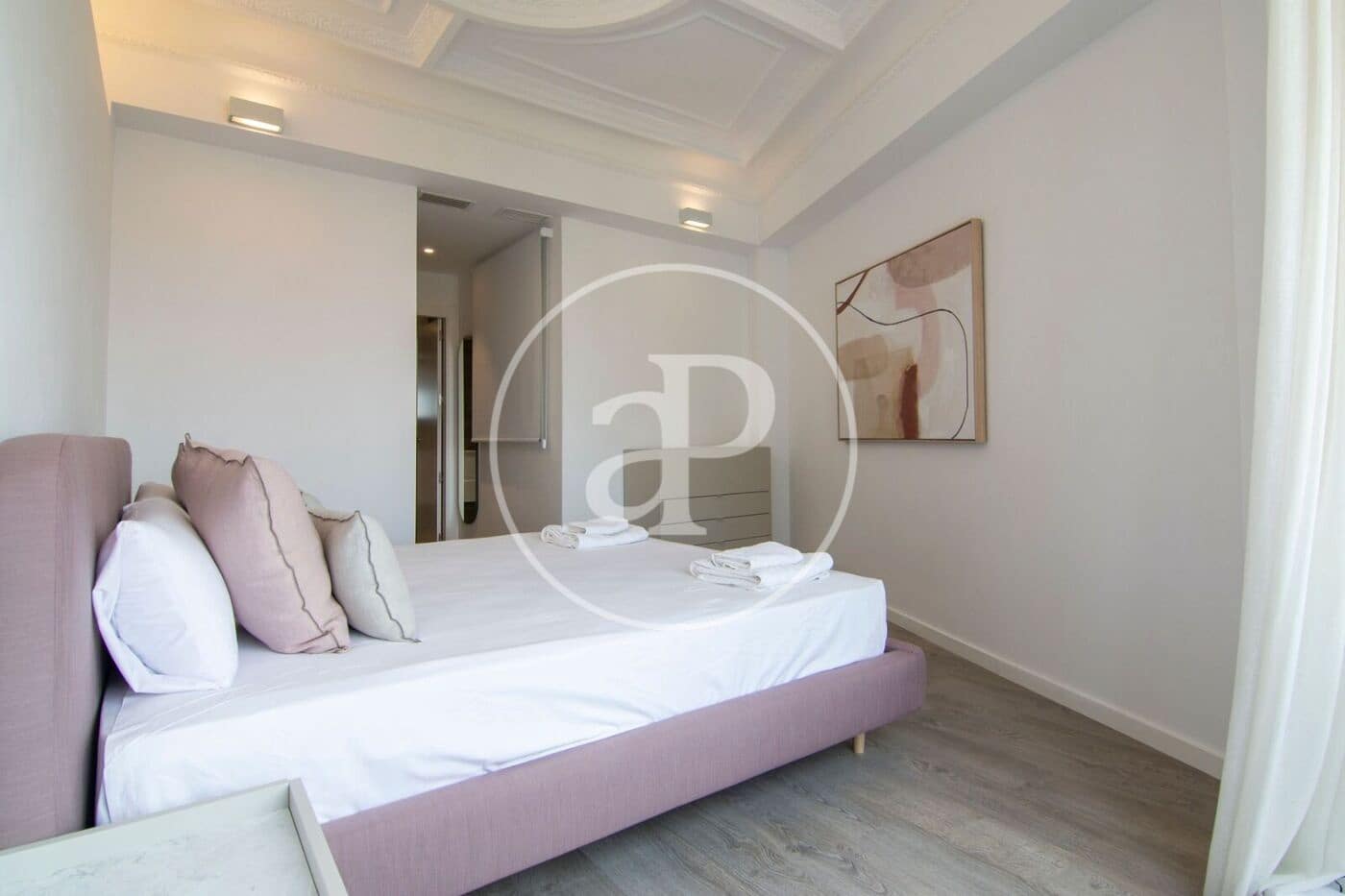 4 sypialnia Apartament do wynajęcia w Miasto Walencja - 3 000 € (Ref: 9049136)