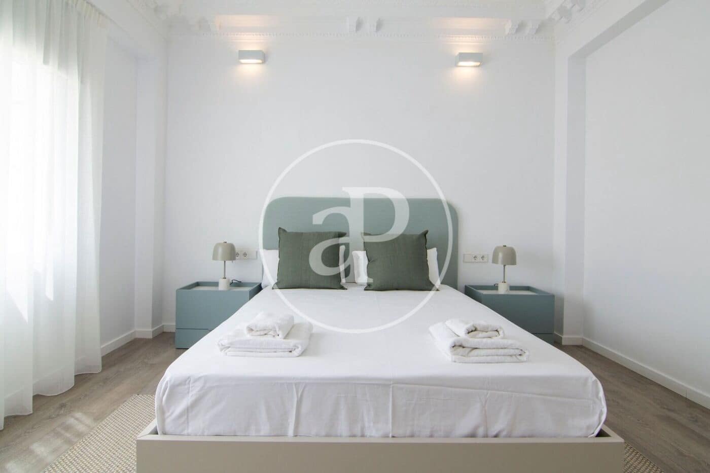 4 sypialnia Apartament do wynajęcia w Miasto Walencja - 3 000 € (Ref: 9049136)