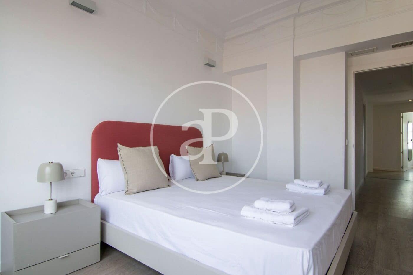 4 sypialnia Apartament do wynajęcia w Miasto Walencja - 3 000 € (Ref: 9049136)