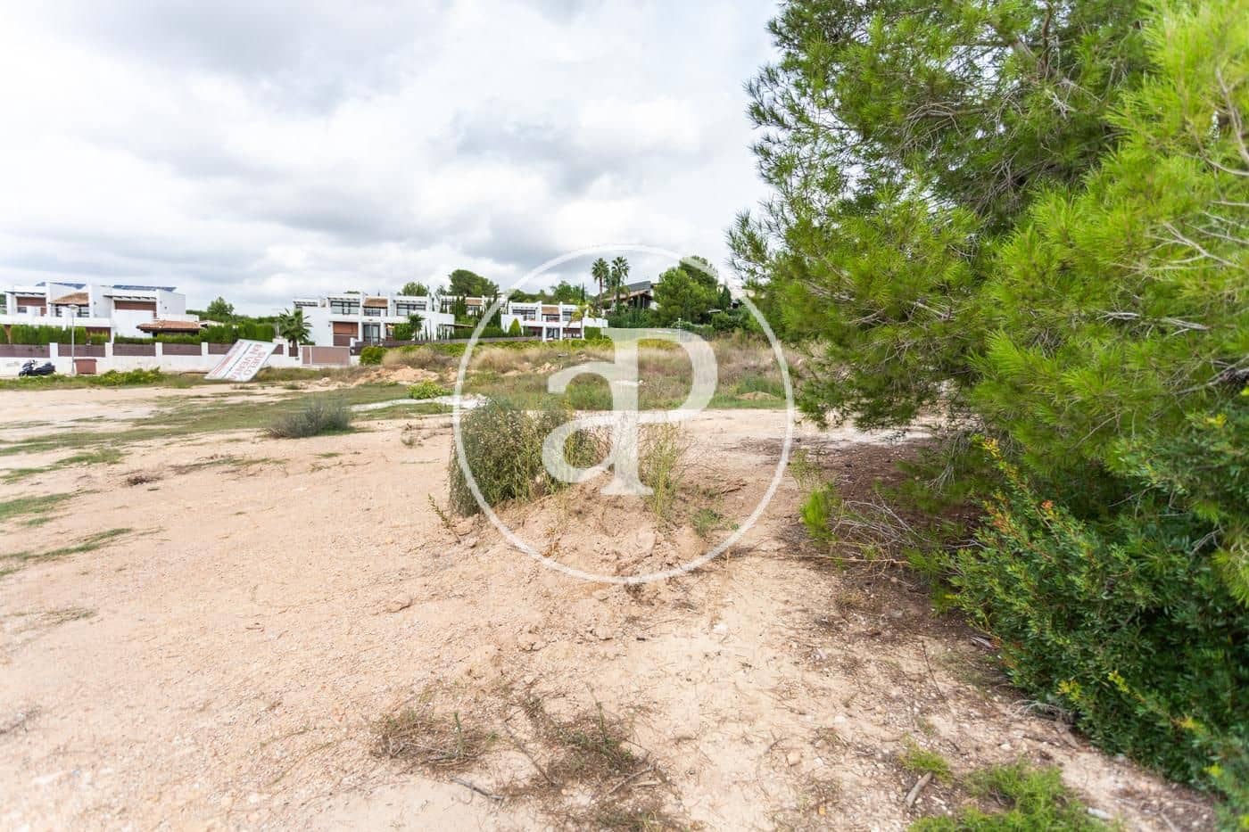 Undeveloped Land for sale in Chiva - € 440,000 (Ref: 9049138)