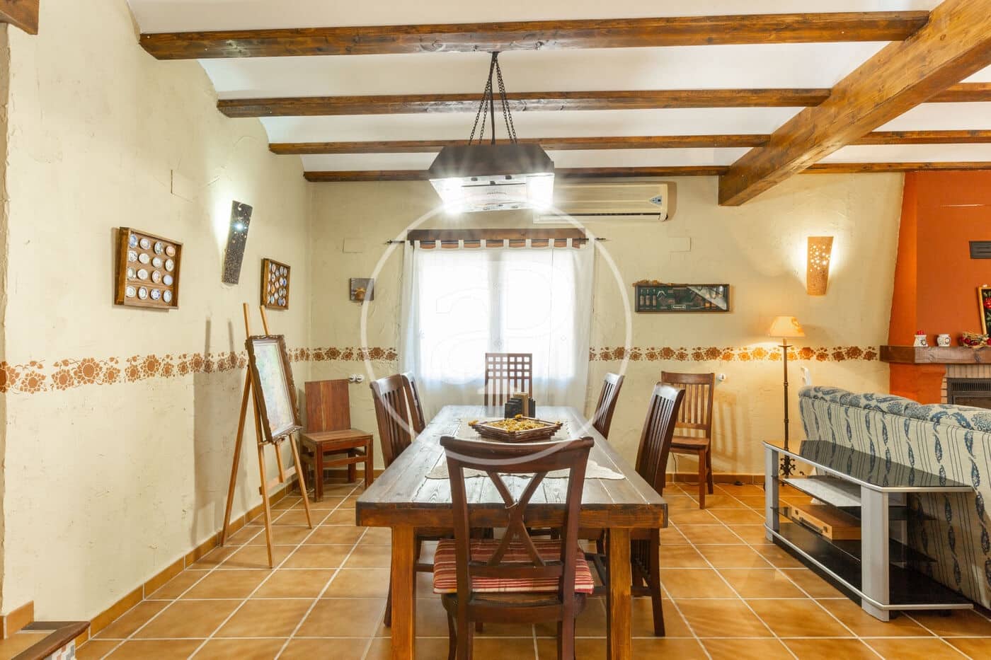 4 slaapkamer Villa te koop in Utiel - € 240.000 (Ref: 9049140)