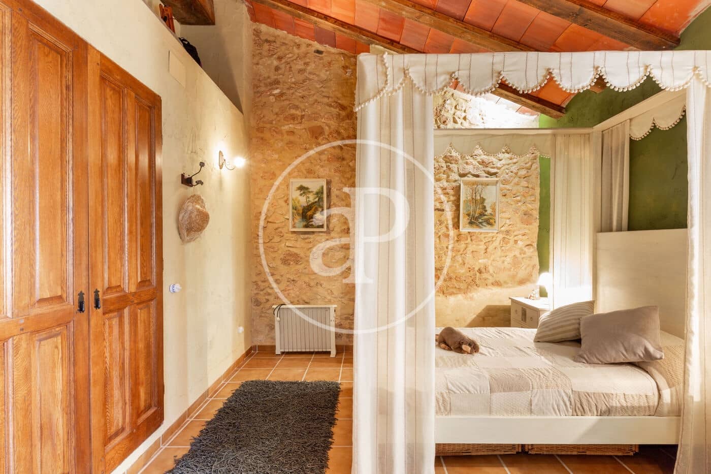 4 slaapkamer Villa te koop in Utiel - € 240.000 (Ref: 9049140)