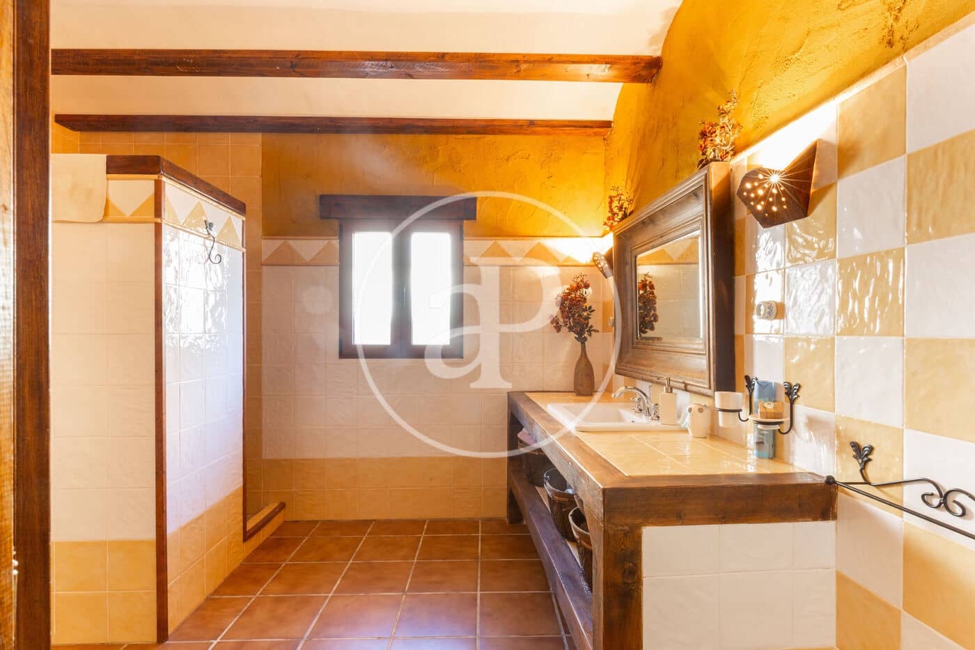 4 slaapkamer Villa te koop in Utiel - € 240.000 (Ref: 9049140)