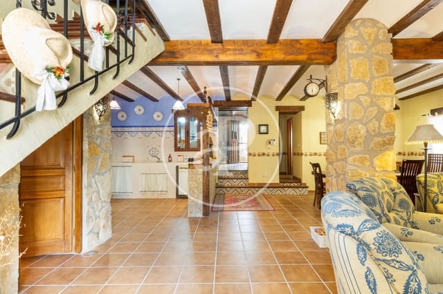 4 sypialnia Willa na sprzedaż w Utiel - 240 000 € (Ref: 9049140)