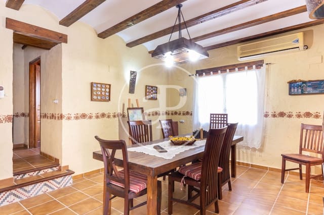 4 sypialnia Willa na sprzedaż w Utiel - 240 000 € (Ref: 9049140)