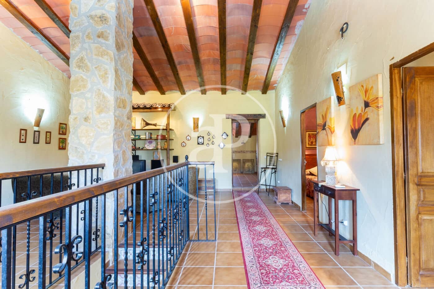 4 slaapkamer Villa te koop in Utiel - € 240.000 (Ref: 9049140)