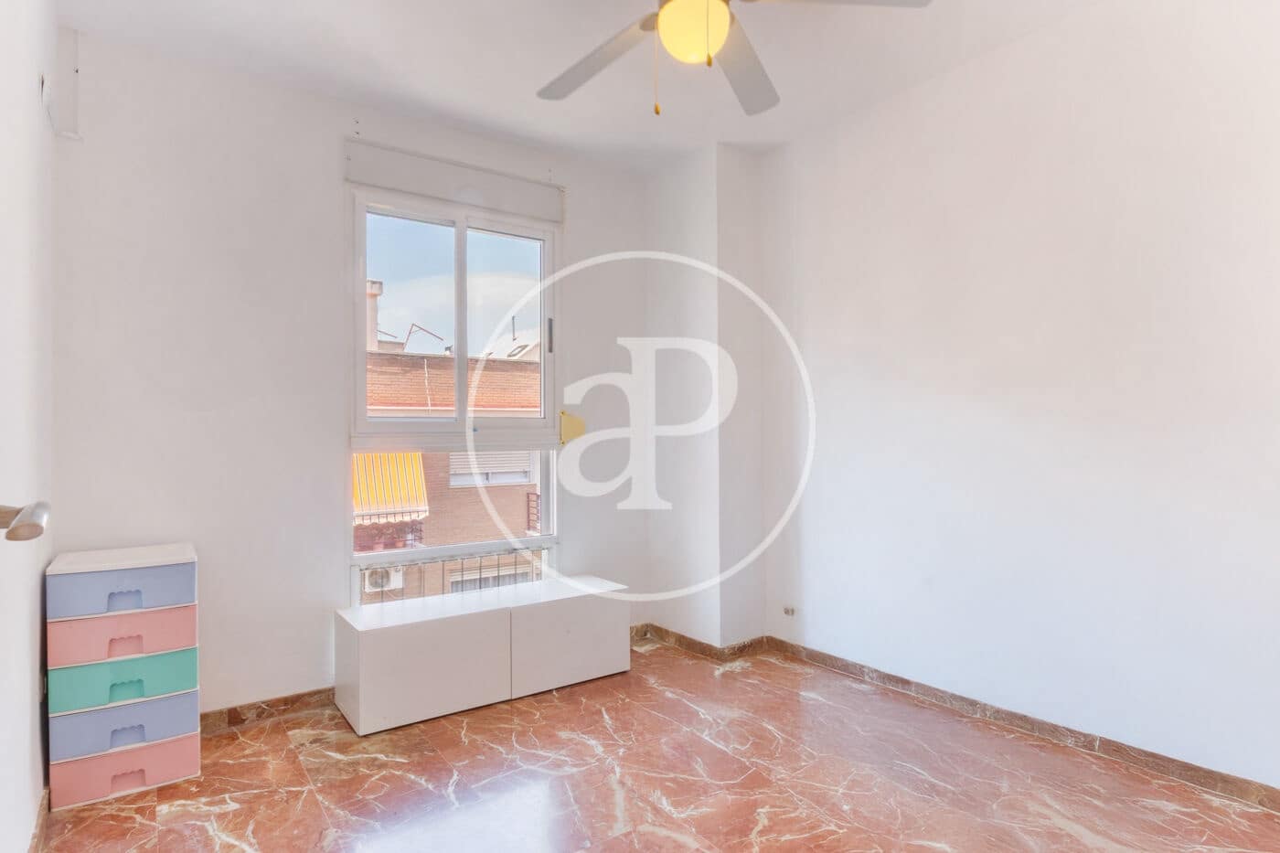 2 Zimmer Apartment zu vermieten in Valencia Stadt - 1.300 € (Ref: 9051367)