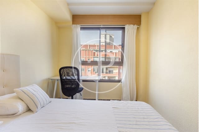 4 camera da letto Appartamento da affittare in Jesus, Valencia città - 1.800 € (Rif: 9051368)