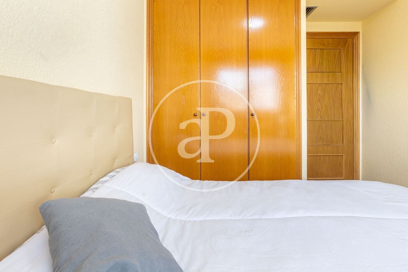 4 slaapkamer Appartement te huur in Valencia stad - € 1.800 (Ref: 9051368)