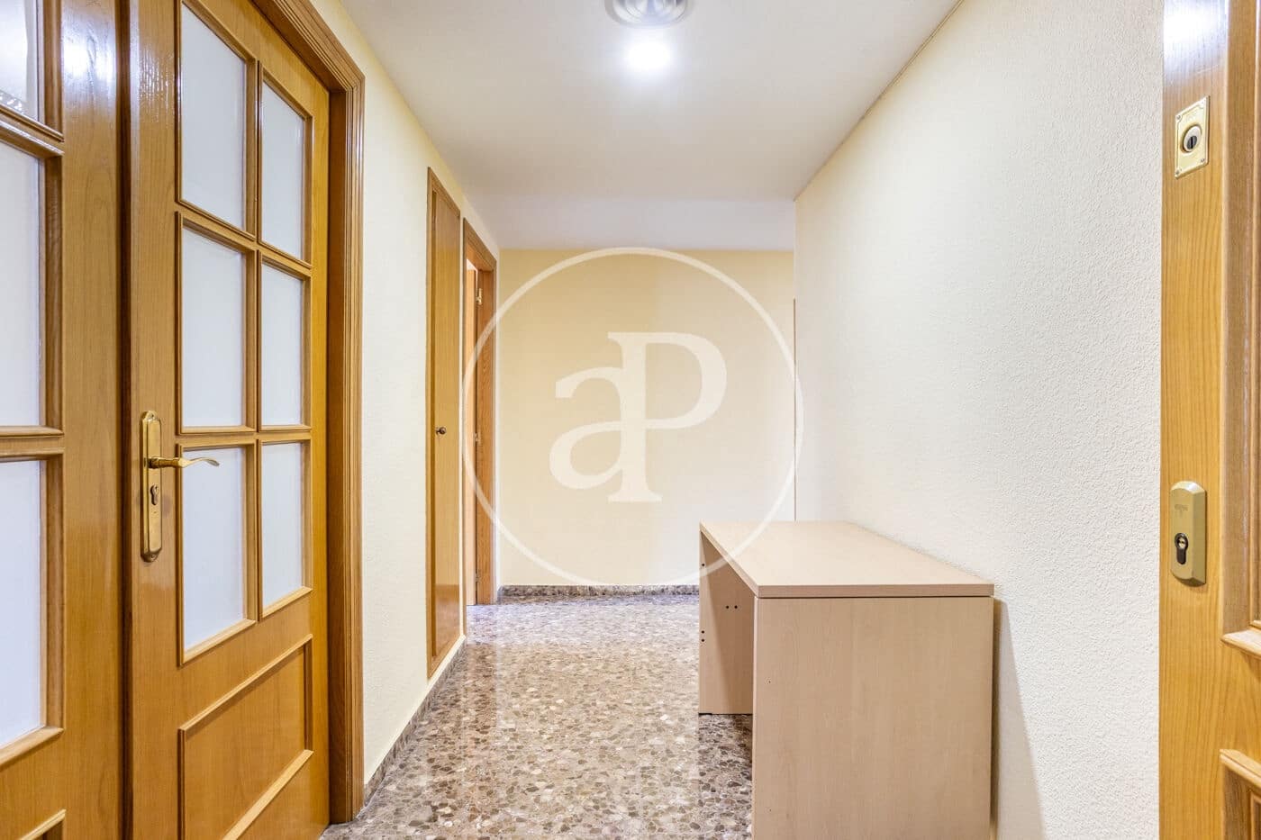 4 slaapkamer Appartement te huur in Valencia stad - € 1.800 (Ref: 9051368)