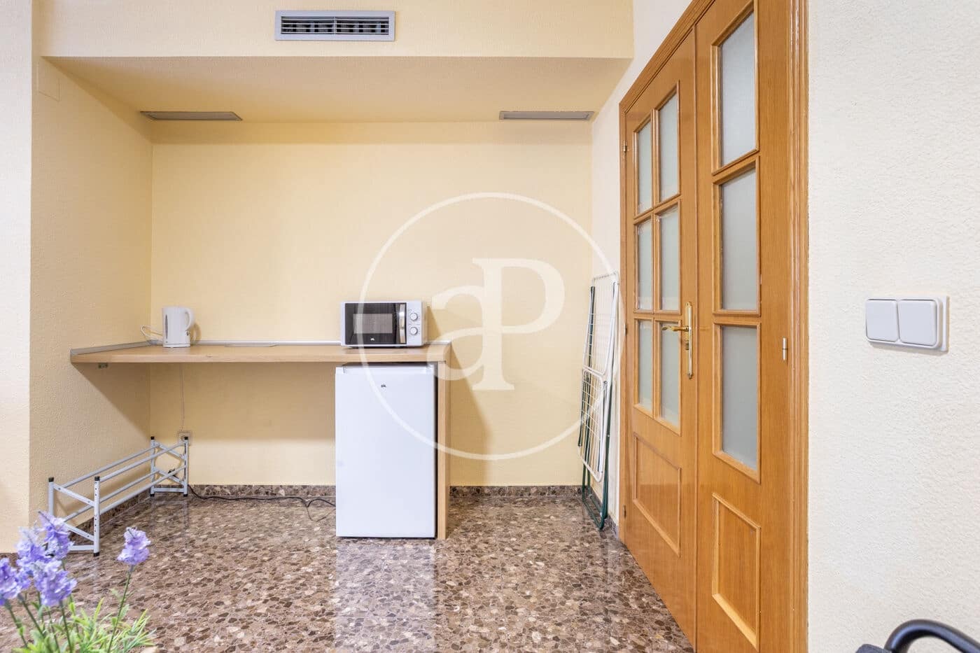 4 slaapkamer Appartement te huur in Valencia stad - € 1.800 (Ref: 9051368)