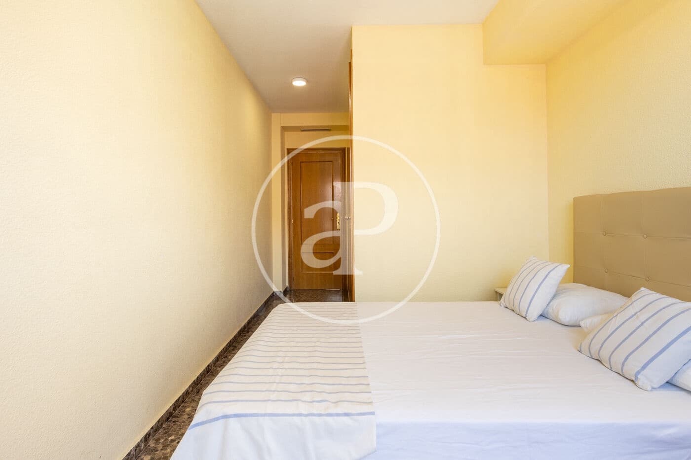 4 slaapkamer Appartement te huur in Valencia stad - € 1.800 (Ref: 9051368)