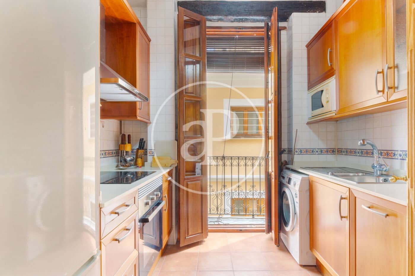 2 bedroom Apartment for rent in Valencia city - € 1,450 (Ref: 9059765)