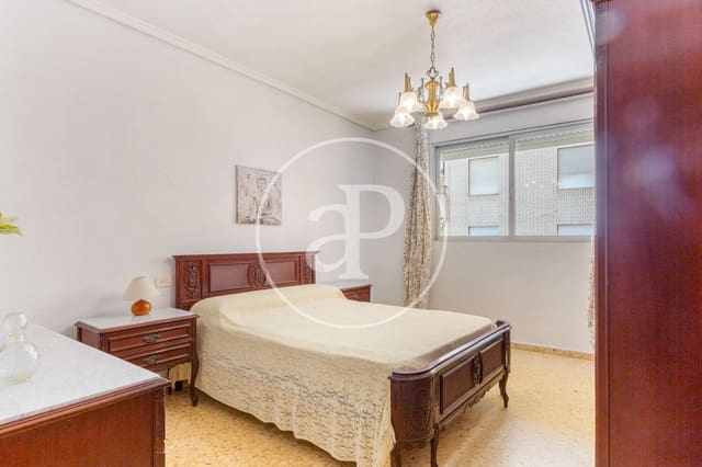 4 slaapkamer Appartement te huur in Sagunto / Sagunt - € 1.400 (Ref: 9059768)
