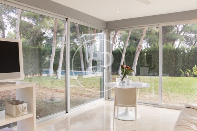 5 soveværelse Villa til leje i Chiva med swimmingpool - € 4.500 (Ref: 9059772)