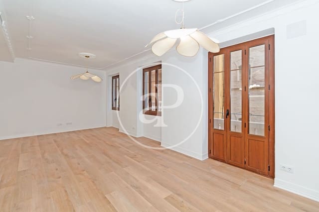 4 makuuhuone Huoneisto myytävänä paikassa El Carme, Valencia kaupunki - 680 000 € (Ref: 9059774)