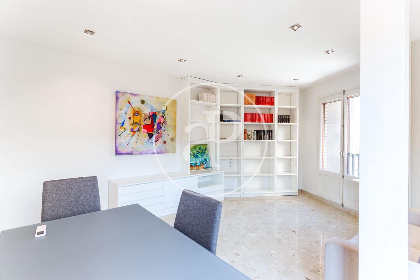 Appartement de 2 chambres à louer à Valence ville - 1 500 € (Ref: 9062662)