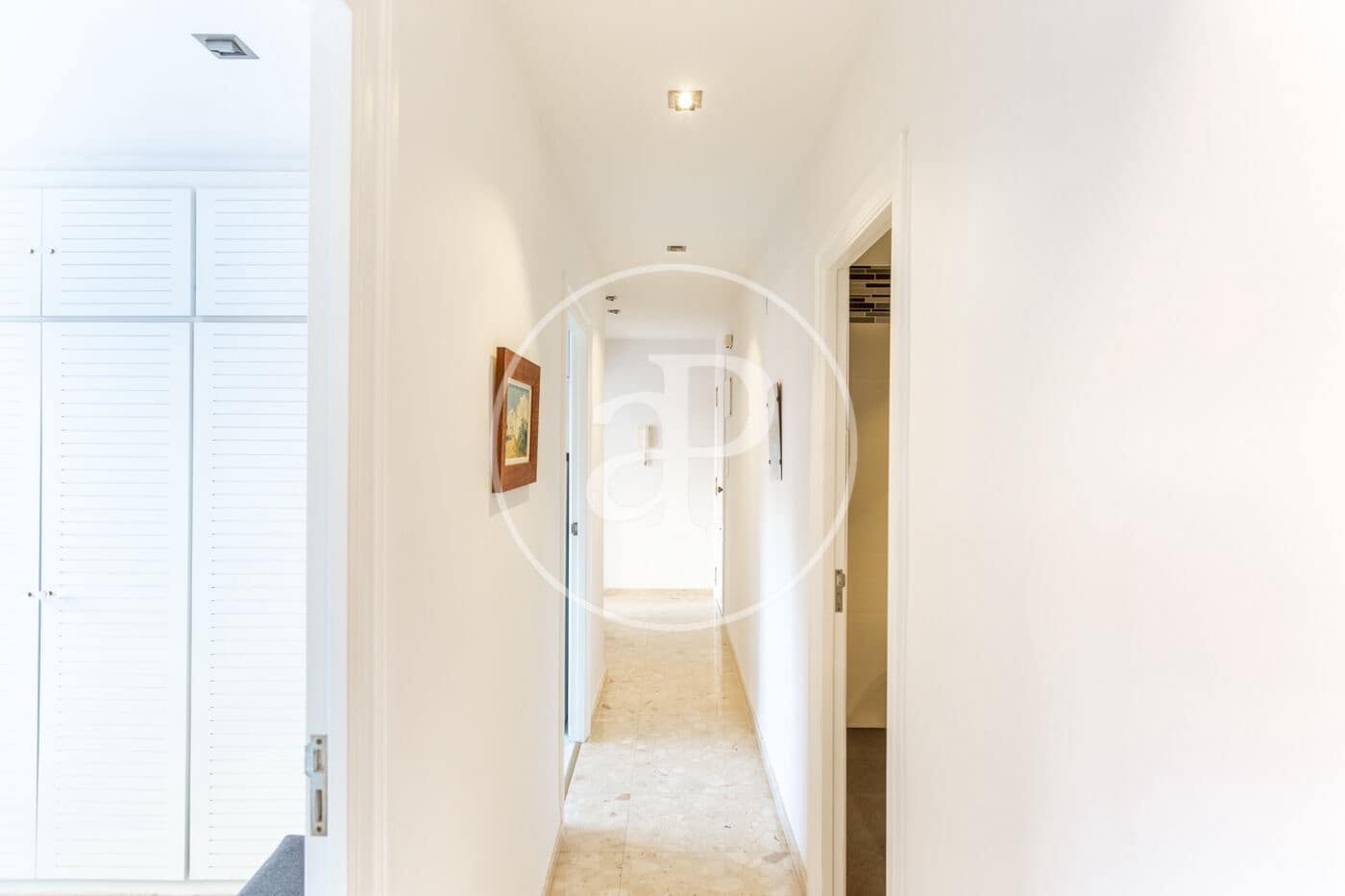 Appartement de 2 chambres à louer à Valence ville - 1 500 € (Ref: 9062662)
