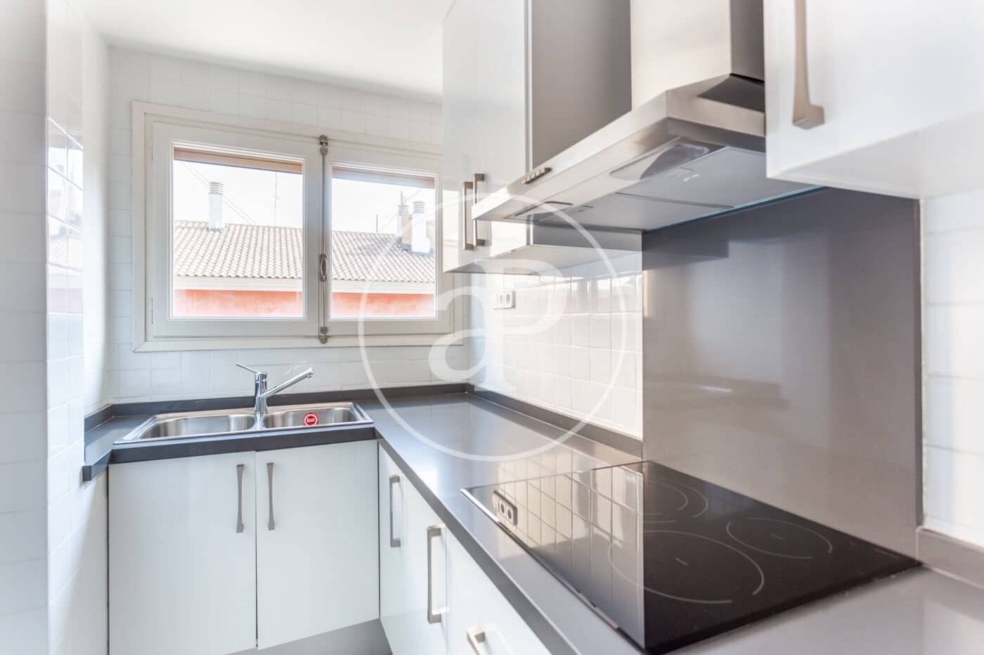 Appartement de 2 chambres à louer à Valence ville - 1 500 € (Ref: 9062662)