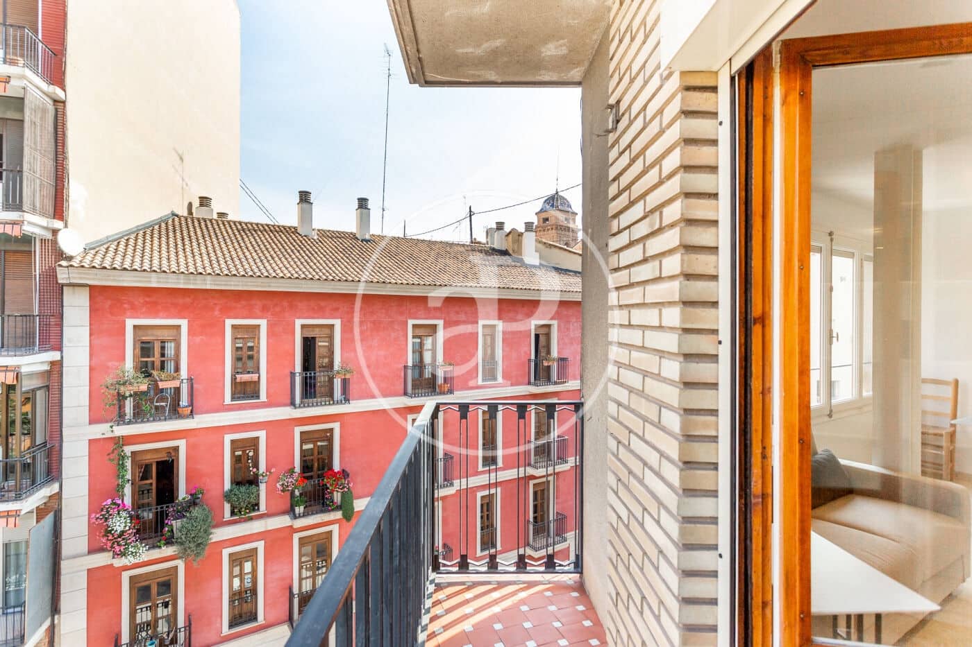 Appartement de 2 chambres à louer à Valence ville - 1 500 € (Ref: 9062662)