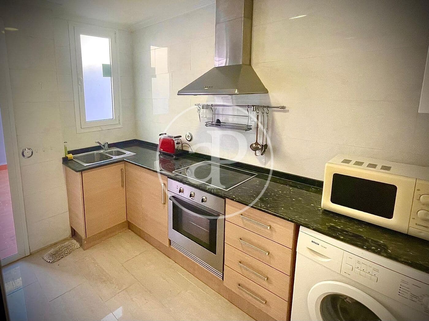 2 makuuhuone Huoneisto vuokrattavana paikassa Valencia kaupunki - 2 000 € (Ref: 9062666)