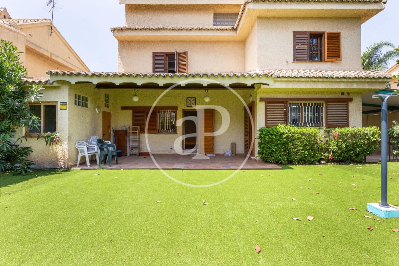 5 bedroom Villa for rent in La Pobla de Farnals with pool - € 3,000 (Ref: 9069090)