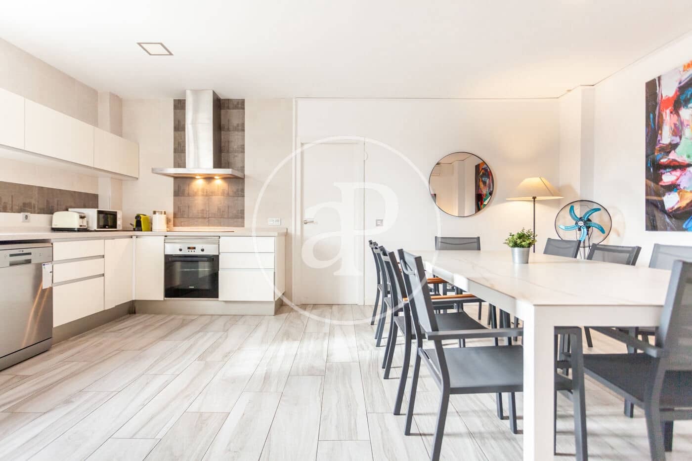 4 soveværelse Lejlighed til leje i Valencia by - € 3.995 (Ref: 9075180)