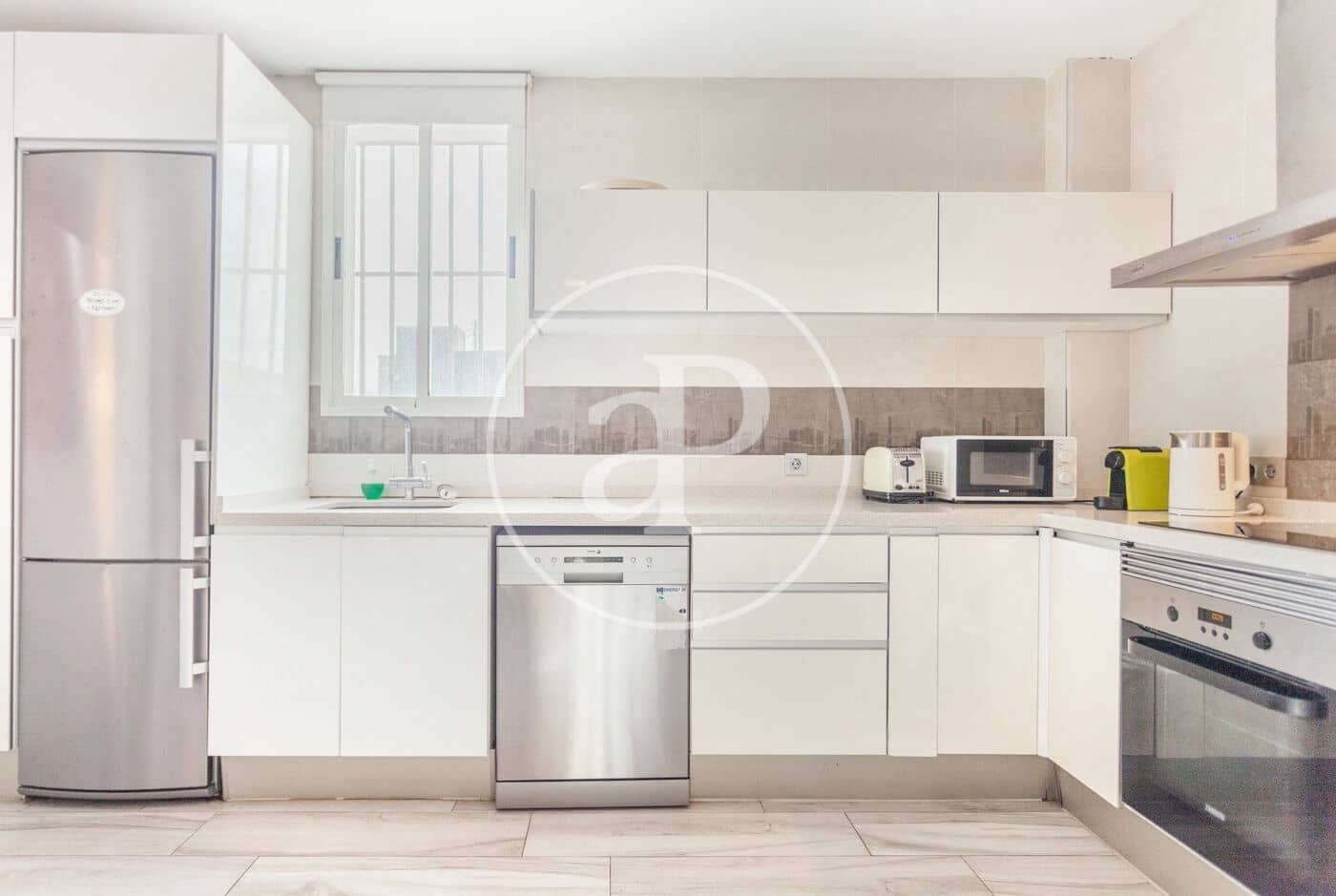 4 soveværelse Lejlighed til leje i Valencia by - € 3.995 (Ref: 9075180)