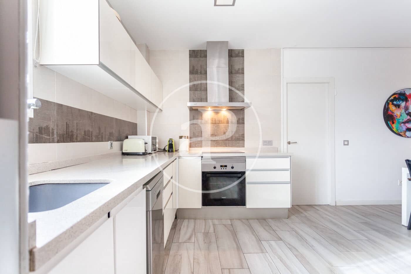 4 soveværelse Lejlighed til leje i Valencia by - € 3.995 (Ref: 9075180)