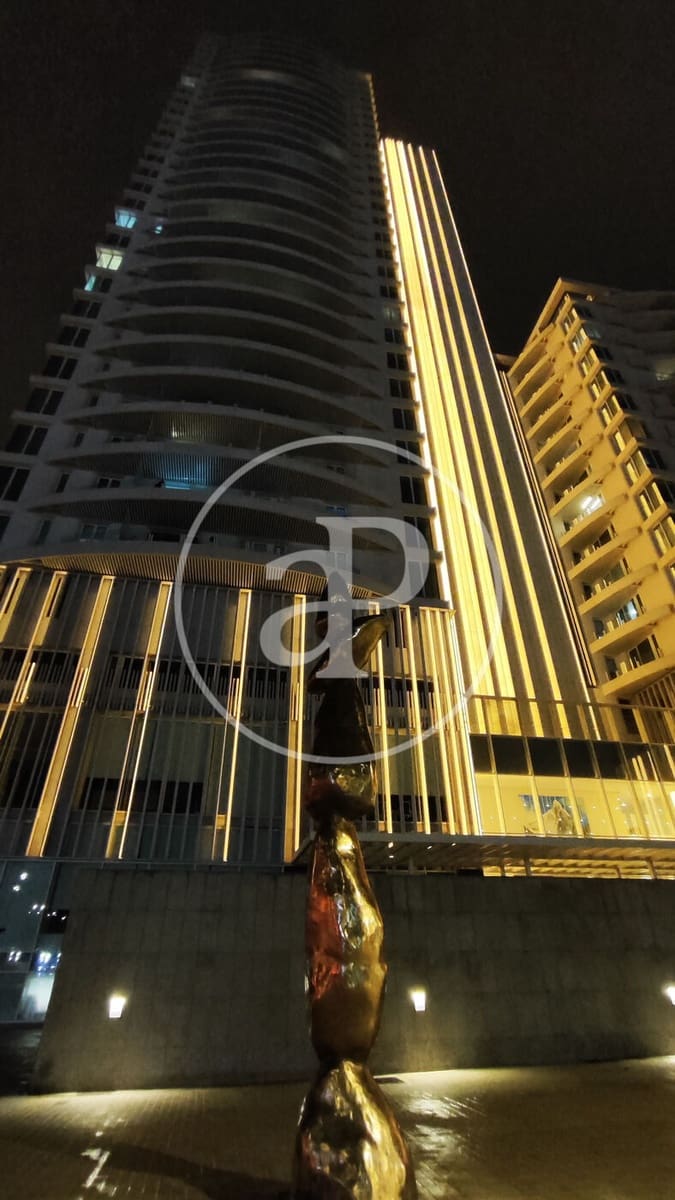 3 soveværelse Lejlighed til salg i Valencia by med swimmingpool - € 990.000 (Ref: 9075181)