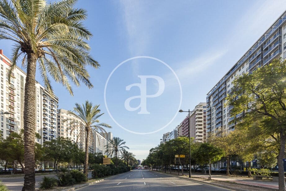 3 soveværelse Lejlighed til salg i Valencia by med swimmingpool - € 990.000 (Ref: 9075181)