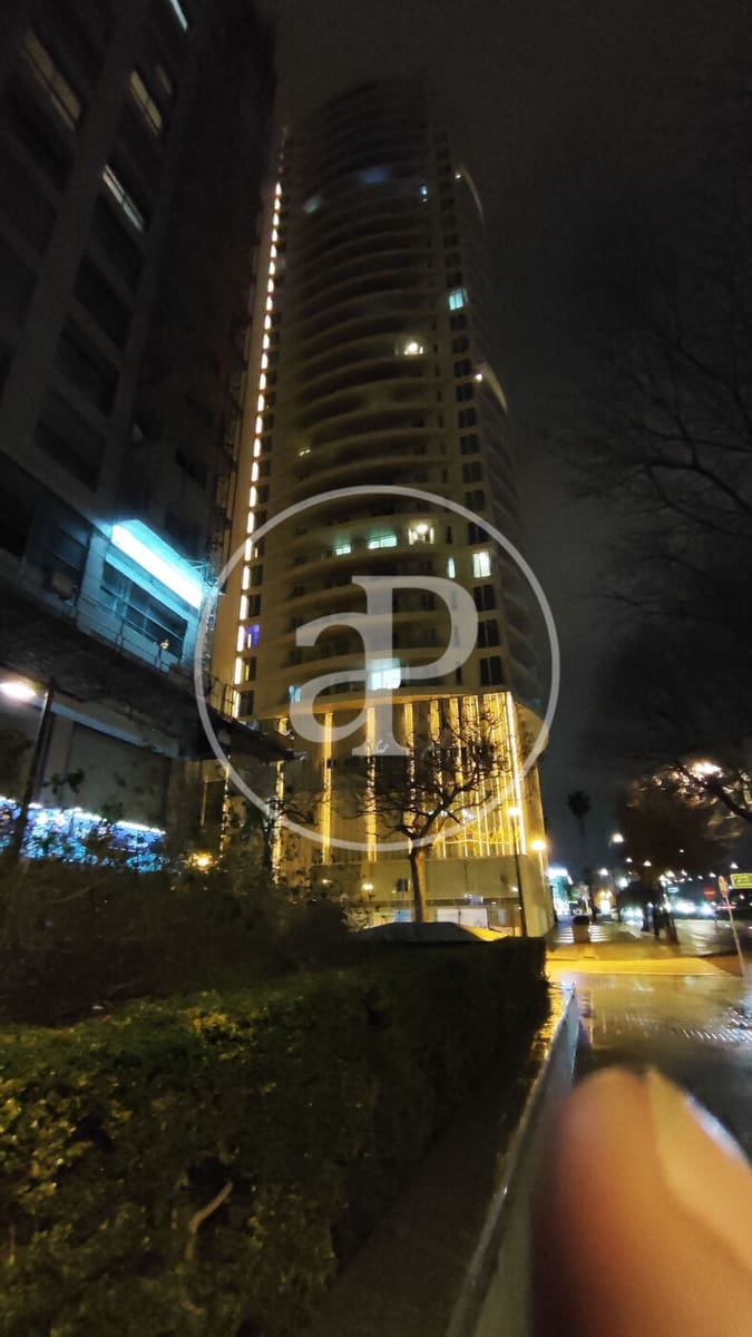 3 soveværelse Lejlighed til salg i Valencia by med swimmingpool - € 990.000 (Ref: 9075181)